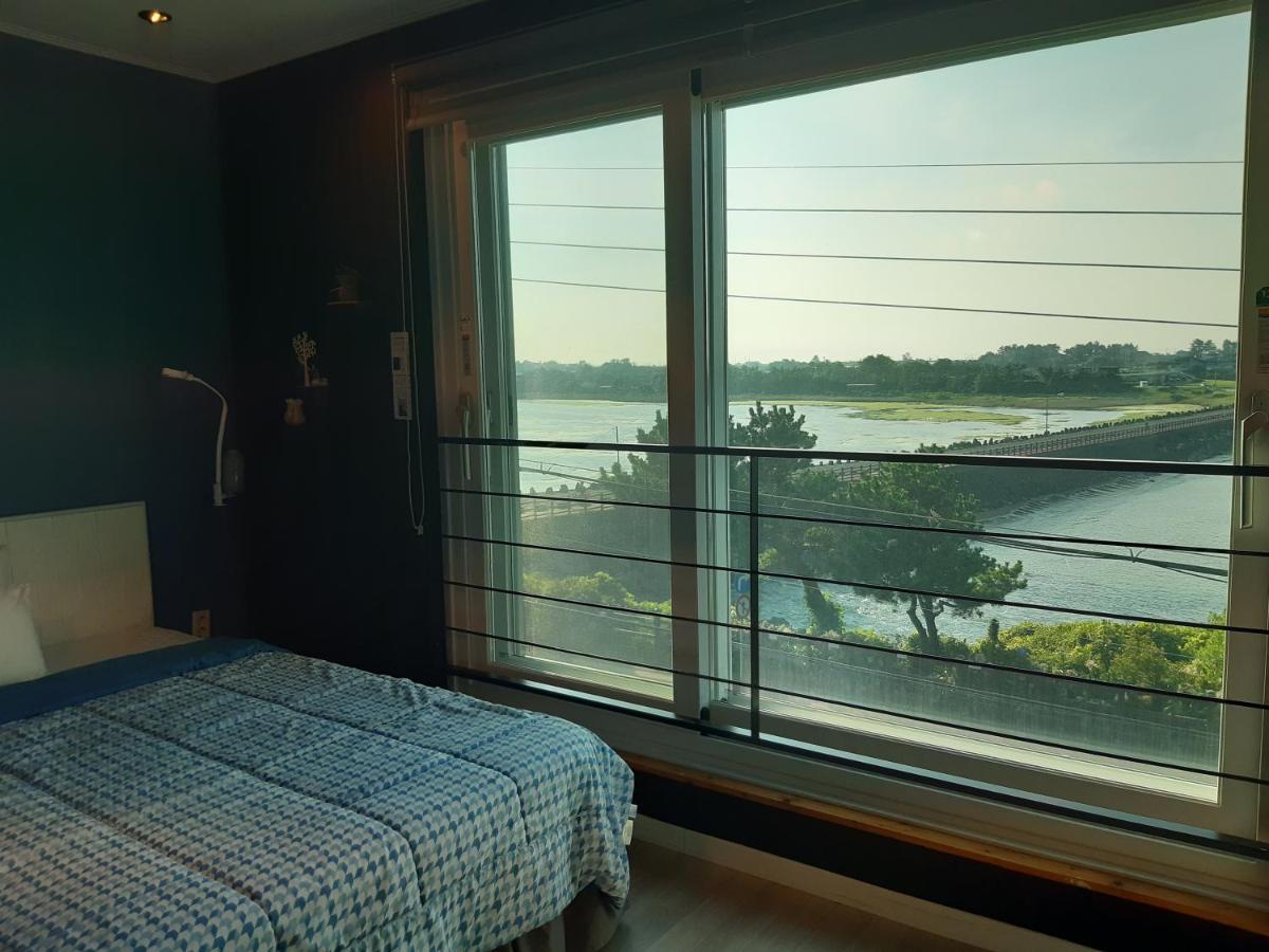 Jeju Gaviota Pension Εξωτερικό φωτογραφία