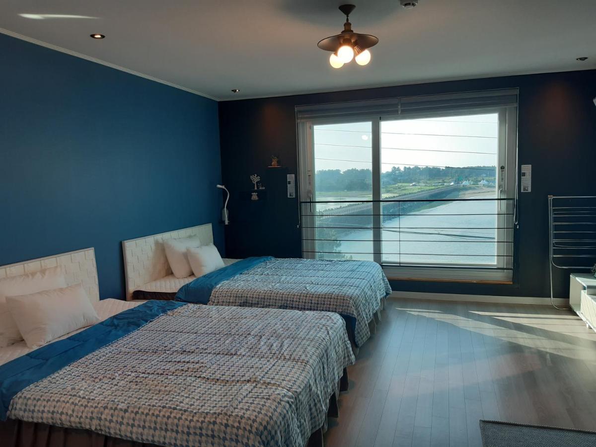 Jeju Gaviota Pension Εξωτερικό φωτογραφία